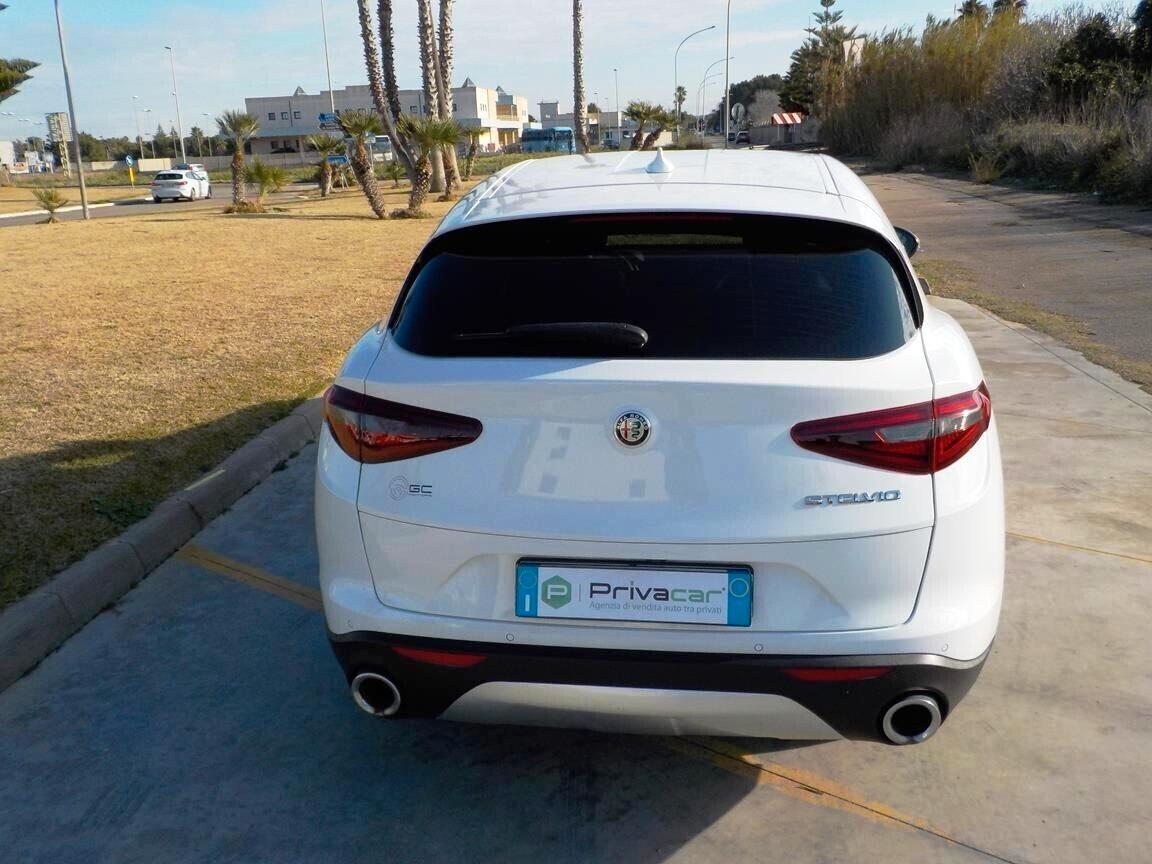 Alfa Romeo Stelvio 2.2 Turbodiesel 160 CV AT8 RWD Super