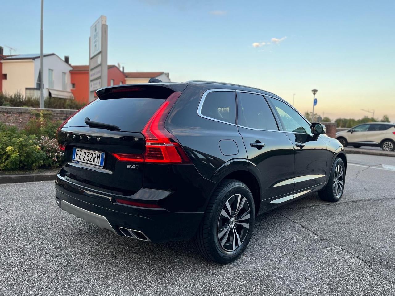 Volvo XC60 B4 (d) AWD Geartronic Inscription