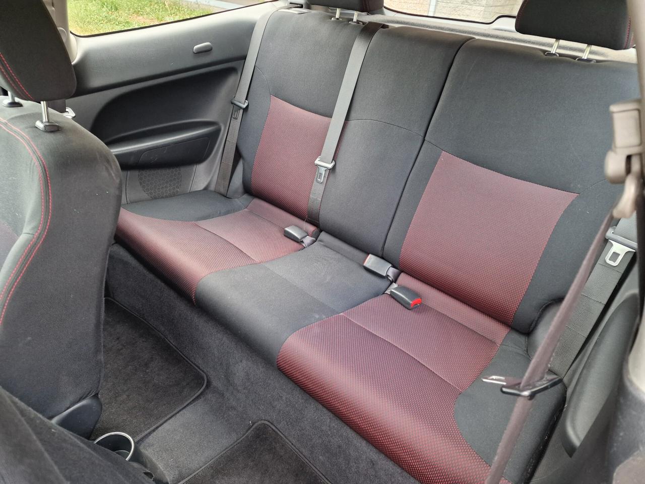 Honda Civic 1.6 16V VTEC cat 3 porte Sport