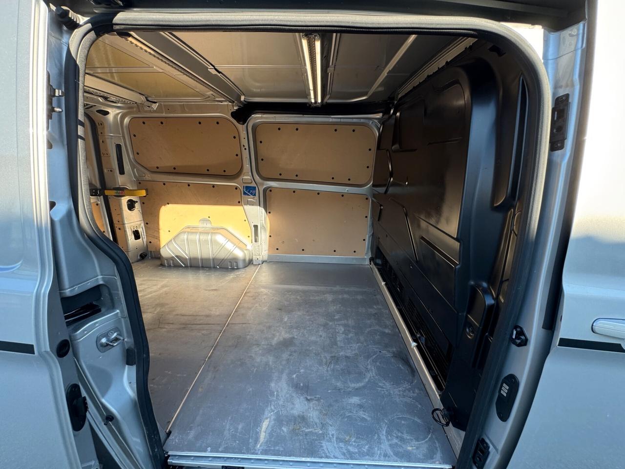 Ford Transit Custom Van Sport 2.0TDCi 185CV Autom. L1H1