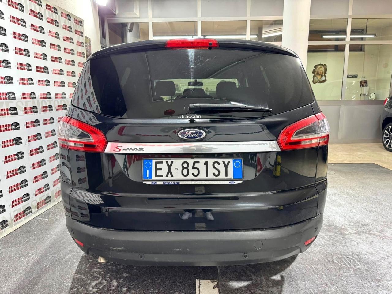 Ford S-Max 2.0 TDCi 140CV Powershift Nav Edition