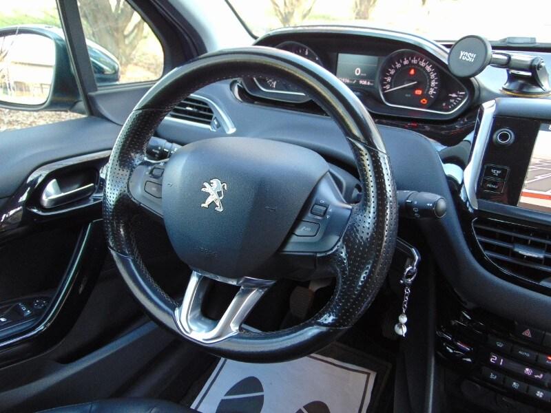 PEUGEOT 208 1° serie 1.6 e-HDi 92 CV Stop&Star...