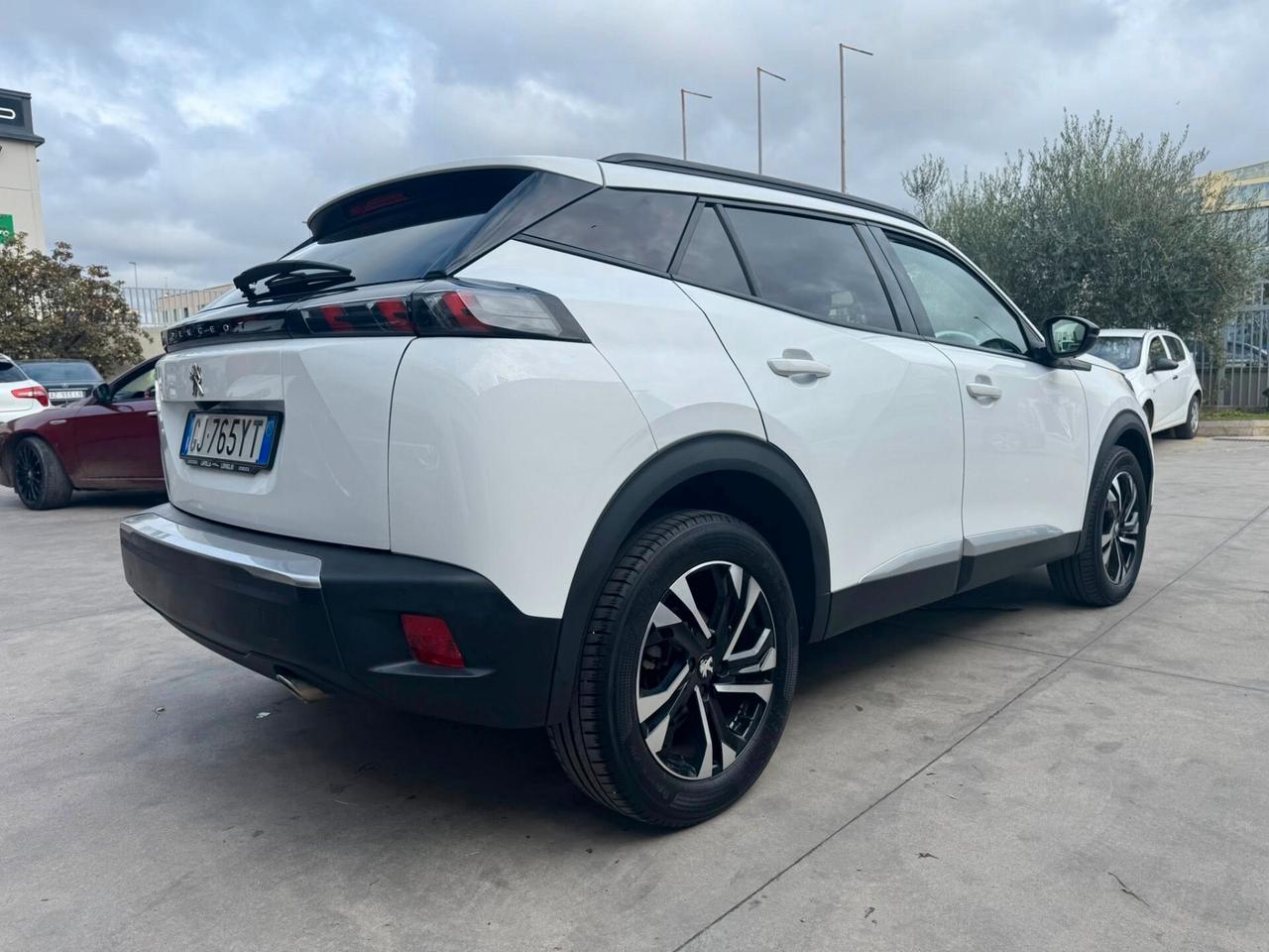 Peugeot 2008 BlueHDi 130 S&S EAT8 Allure Pack