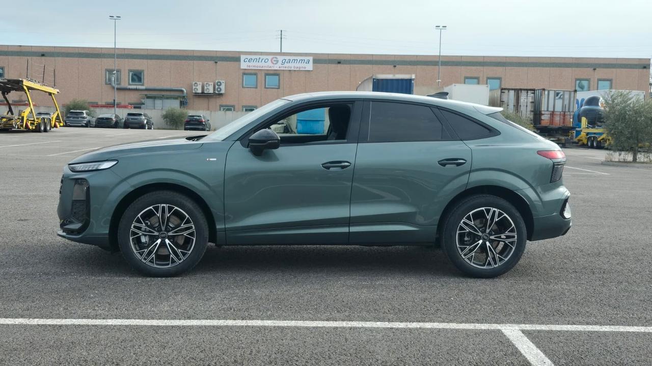 Audi Q3 SPB 35 TDI SLINE TETTO KM 0 2026