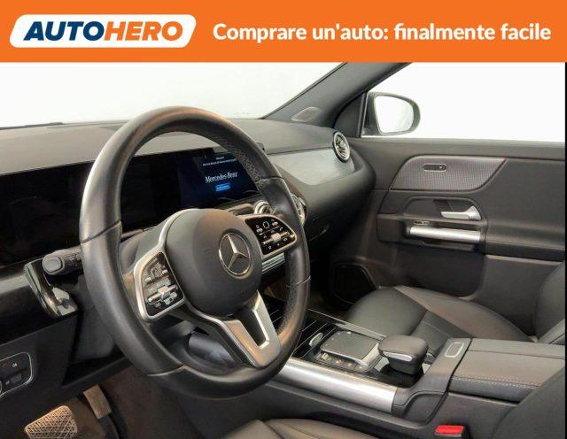 MERCEDES-BENZ GLA 200 d Automatic 4Matic Sport