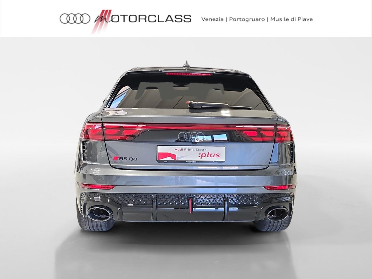 Audi RSQ8 rs 4.0 v8 mhev 48v 640cv performance tiptronic