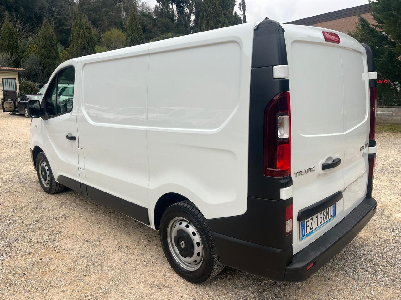 Renault Trafic T27 2.0 dCi 120CV PC-TN Furgone Ice Plus