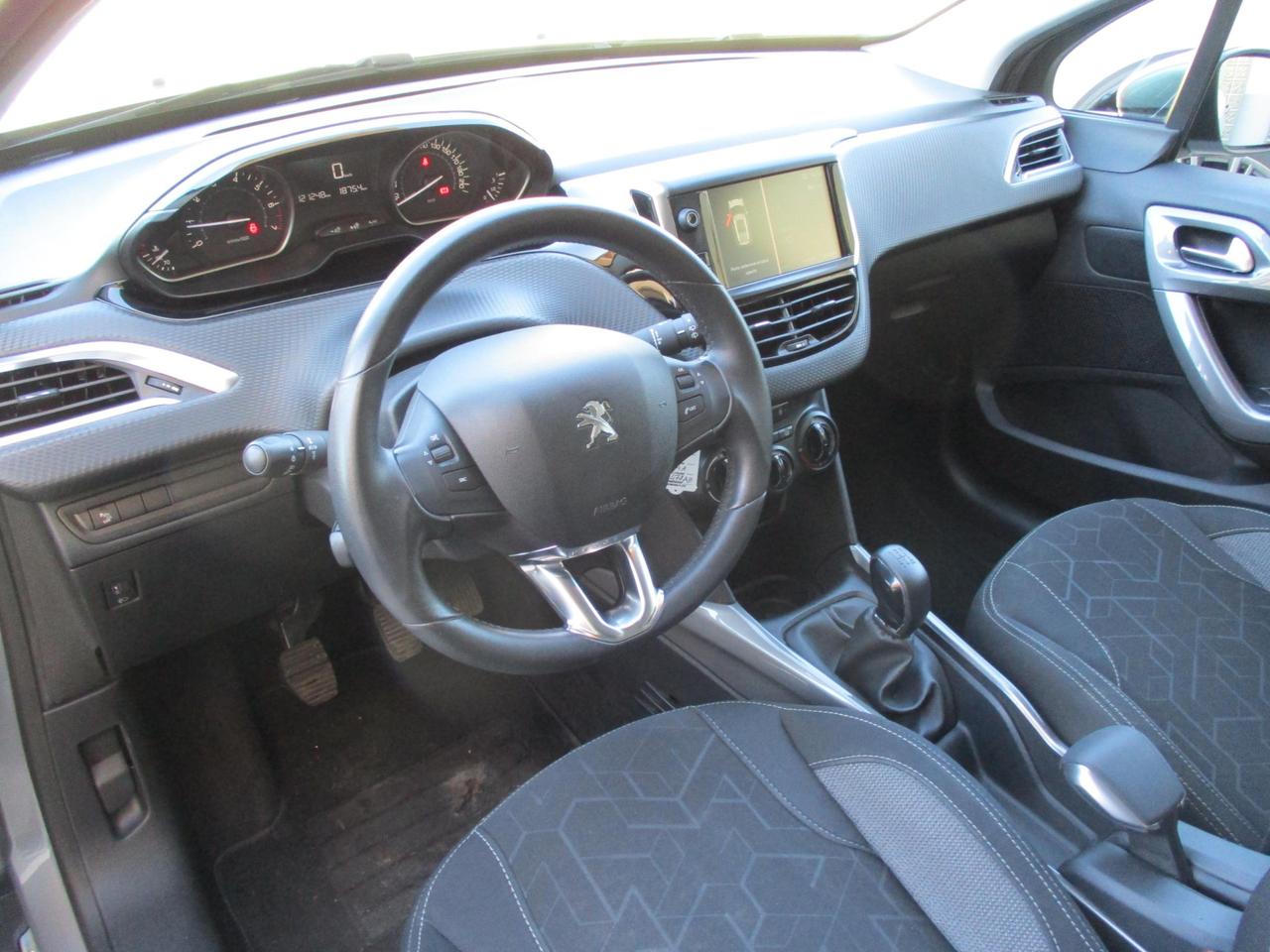 Peugeot 2008 1.2 puretech Active 82cv my16