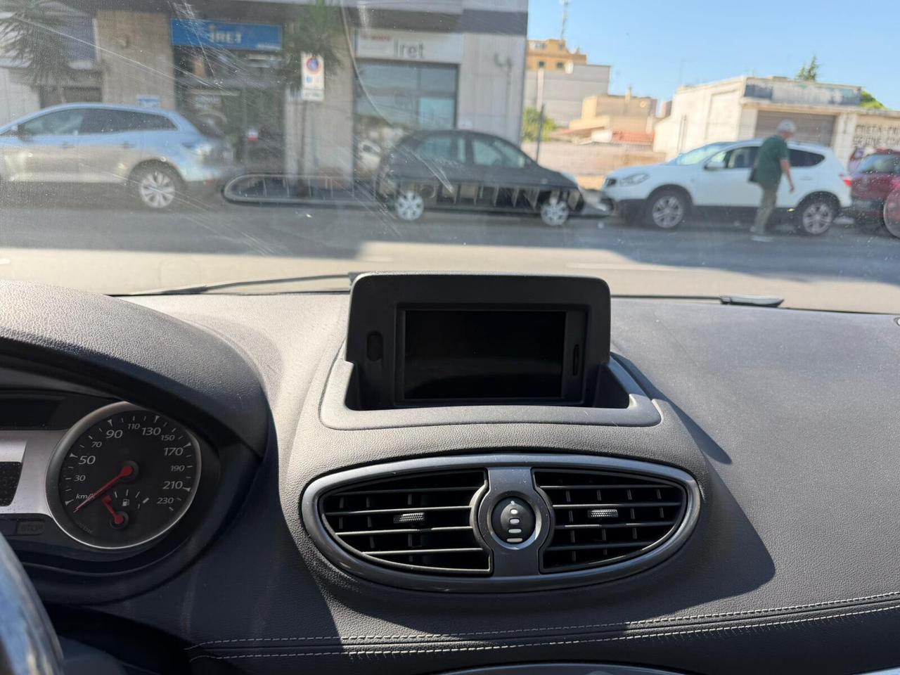Renault Clio 1.2 16V 5 porte Dynamique