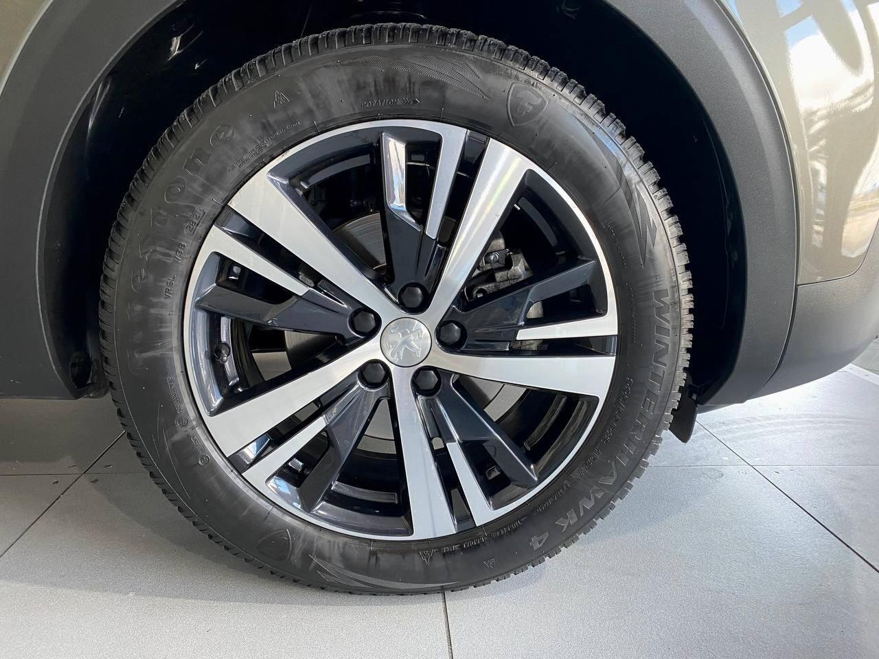 Peugeot 3008 BlueHDi 130 S&S EAT8 Business Sport