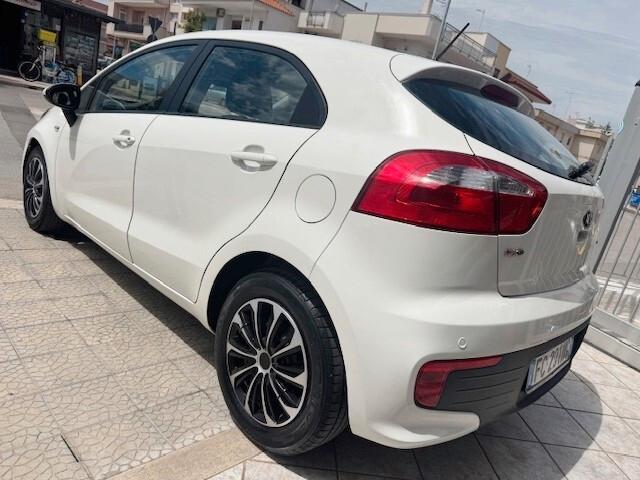 Kia Rio 1.1 CRDi 5p. Cool OK NEOPATENTATI !!
