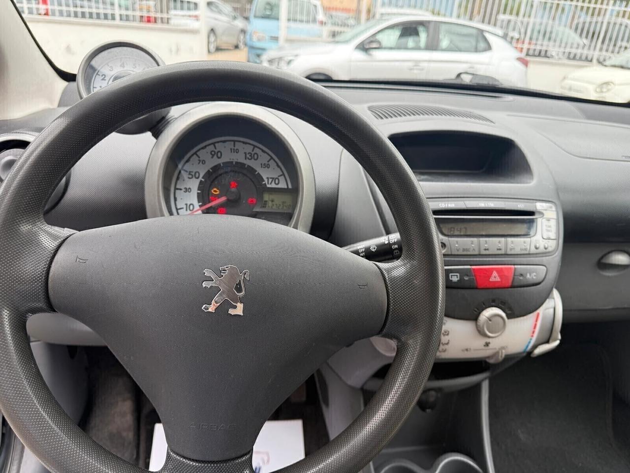 Peugeot 107 1.0 68CV 3p. DESIGN NEO PATENTATI