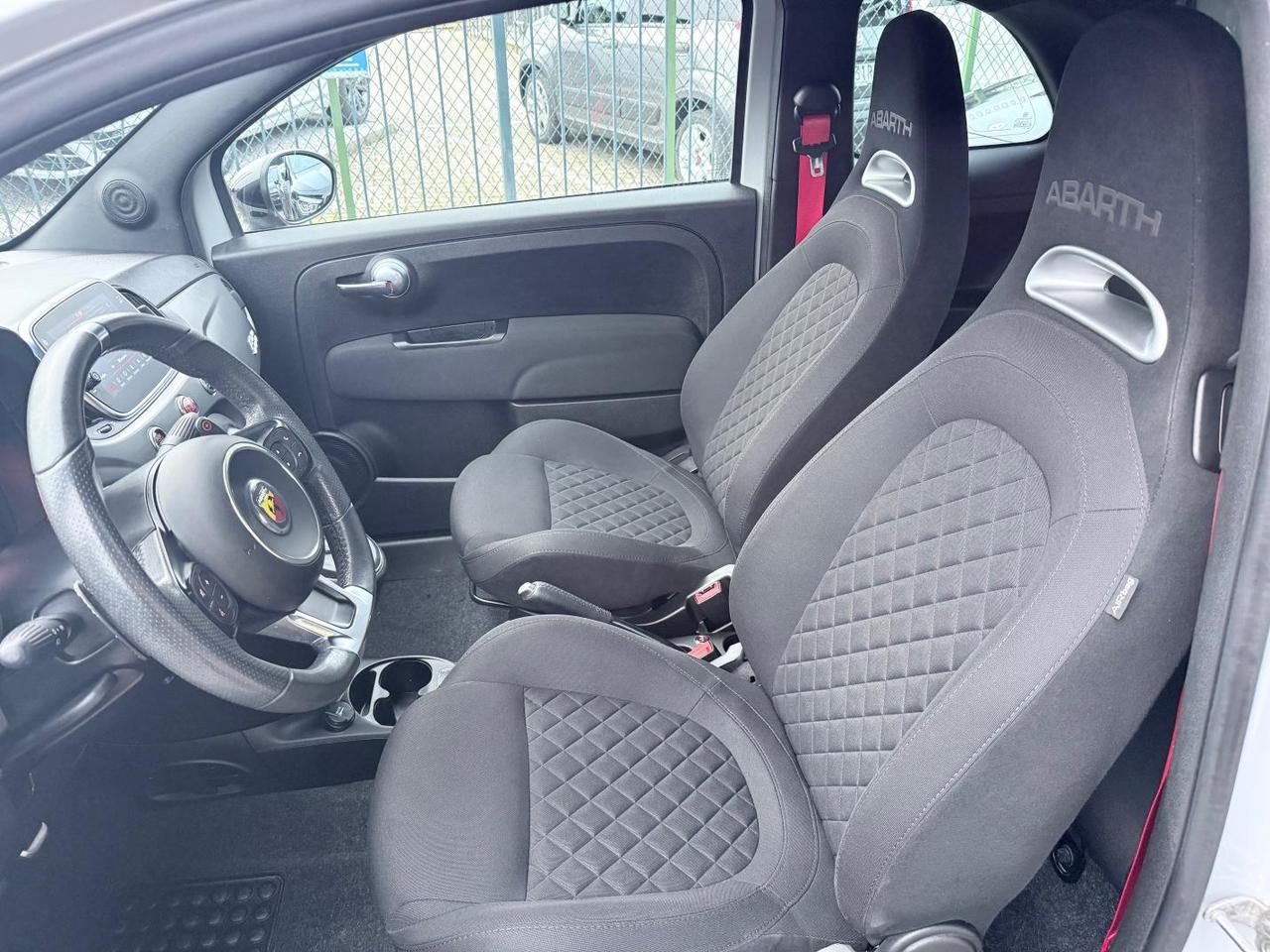 Abarth 595 1.4 t-jet Pista 165cv auto