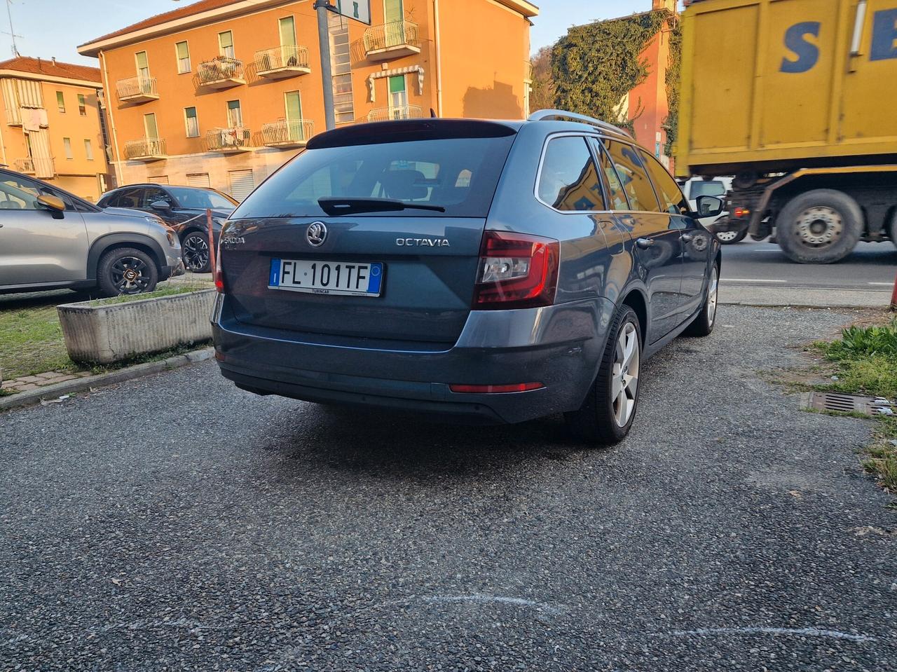 Skoda Octavia SW 1.4 110CV Metano, Carplay, Tetto panoram., Navi