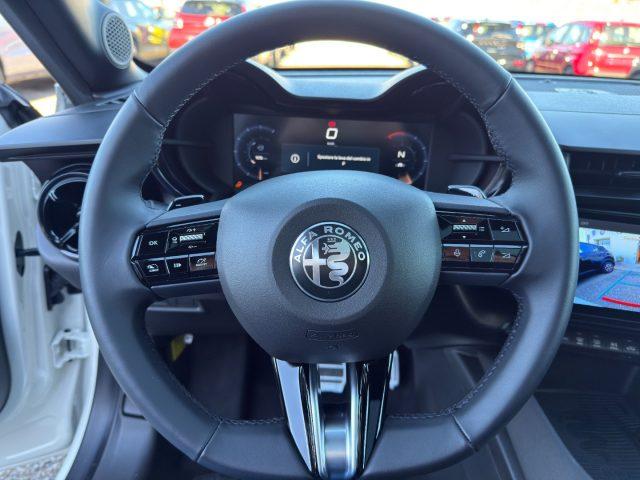 ALFA ROMEO Junior 1.2 145 CV Hybrid eDCT6 Speciale NUOVO
