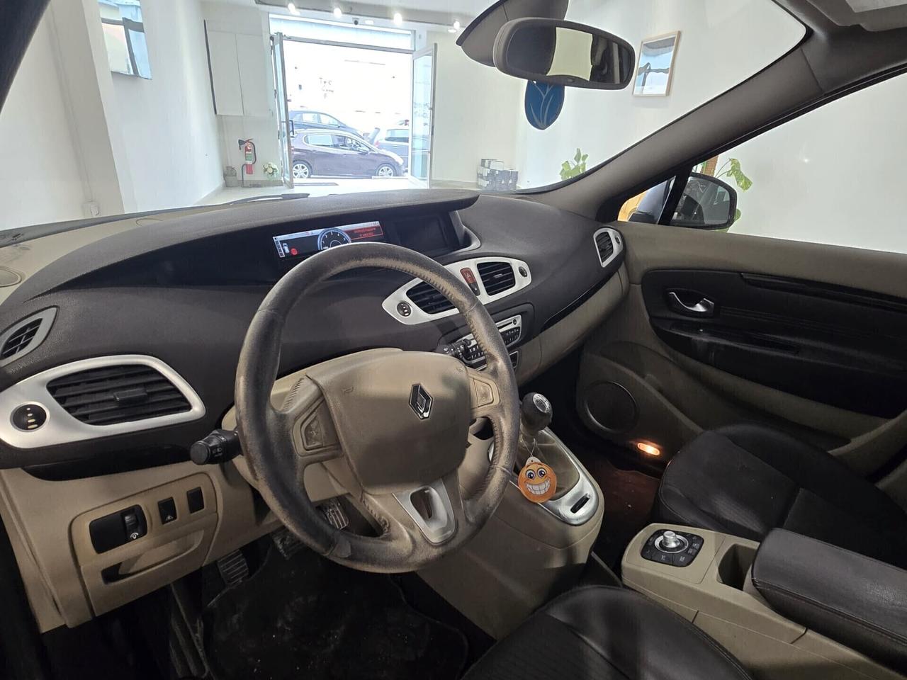 Renault SCENIC 1.9 dCi 130CV ANNO 2010