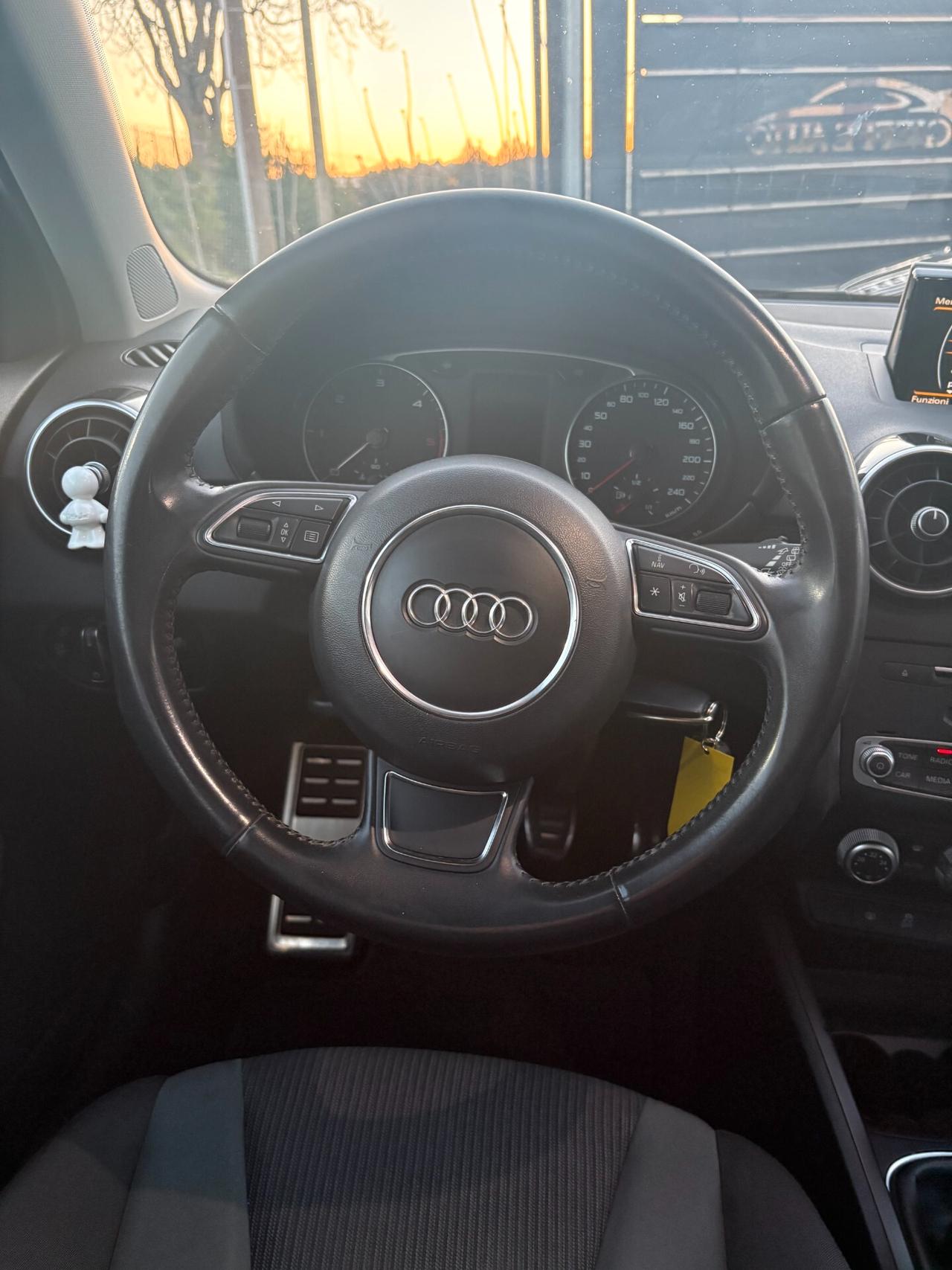 Audi A1 Sline 1.6 TDI 116 CV Metal plus