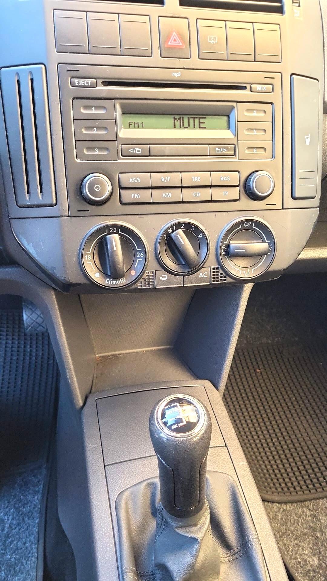 VOLKSWAGEN POLO 1,4 TDI-CINTA DISTR. NUOVA-TAGLIANDI VOLKSW