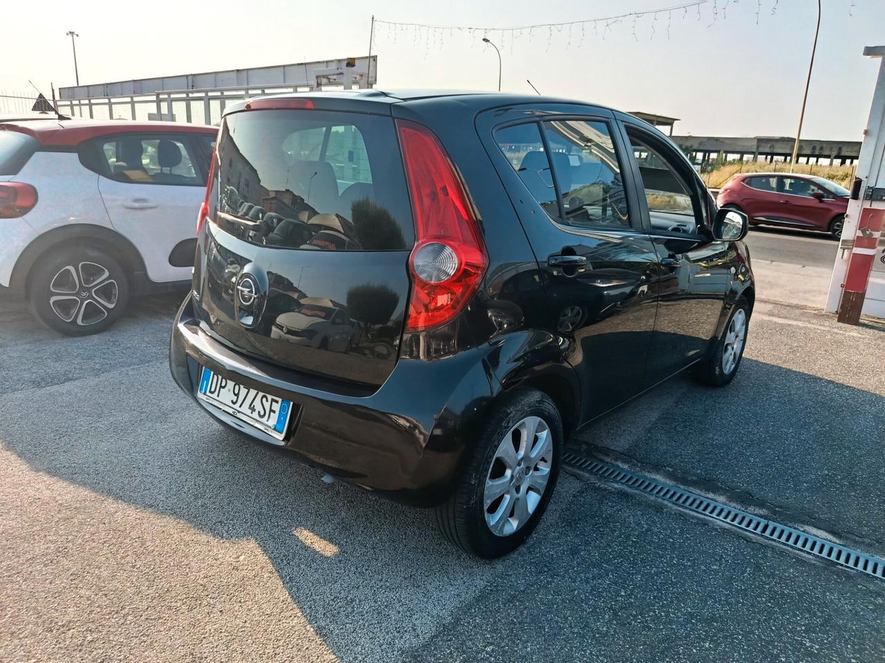 Opel Agila 1.o cc Km 65.000 Enjoy 65cv