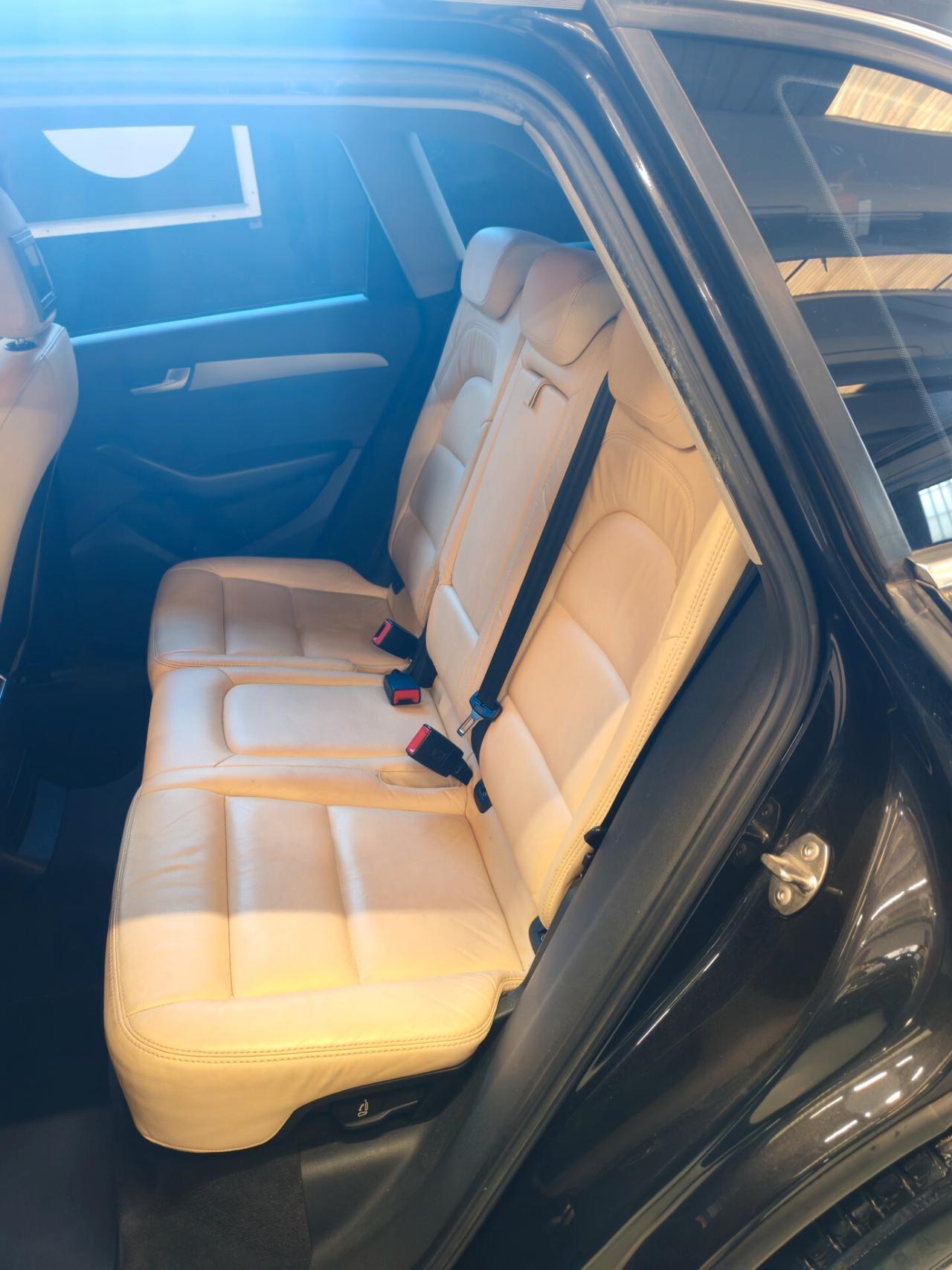 Audi Q5 2.0 TDI 143 CV quattro