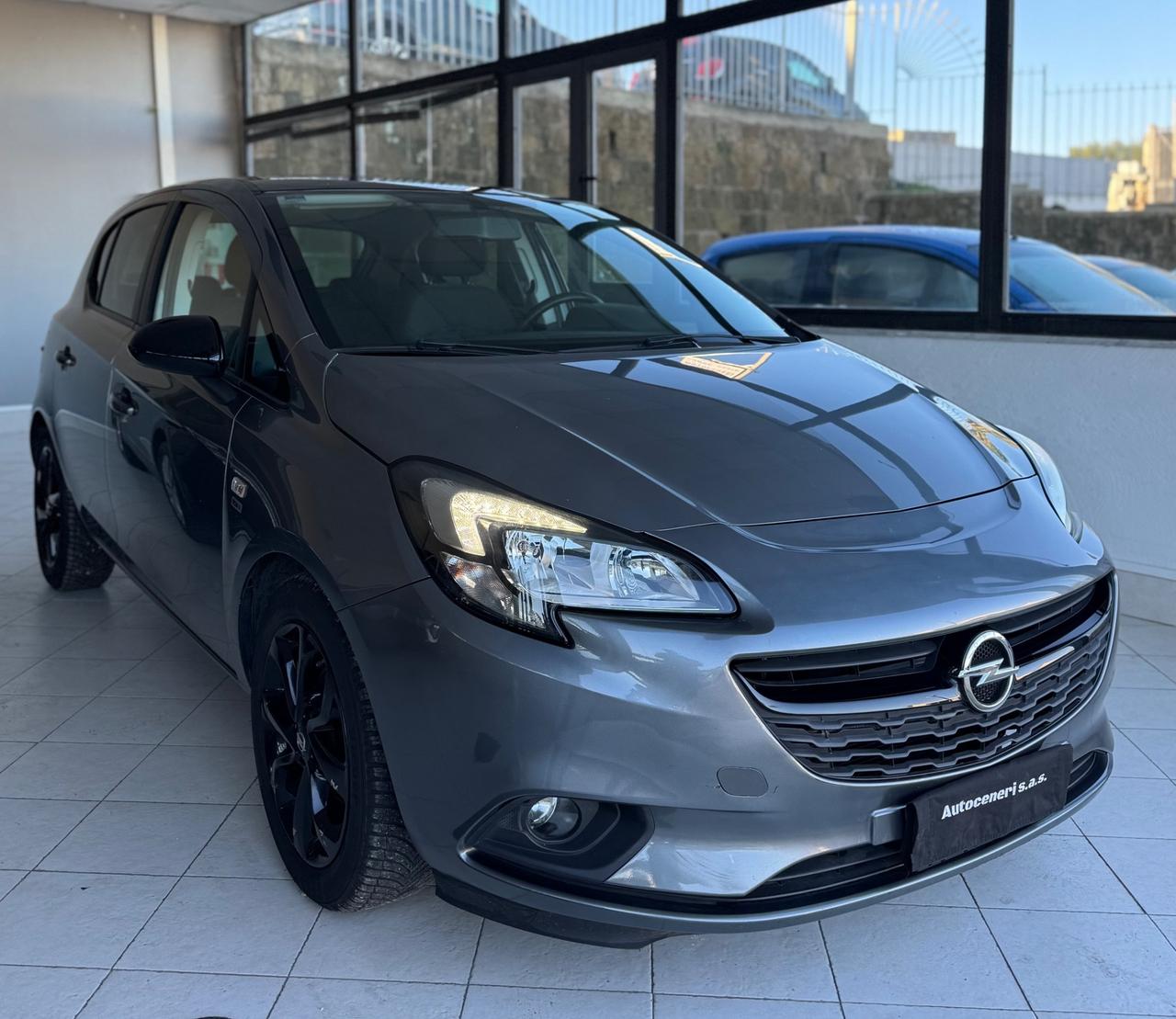 Opel Corsa 1.2 Coupé 120 Anniversary