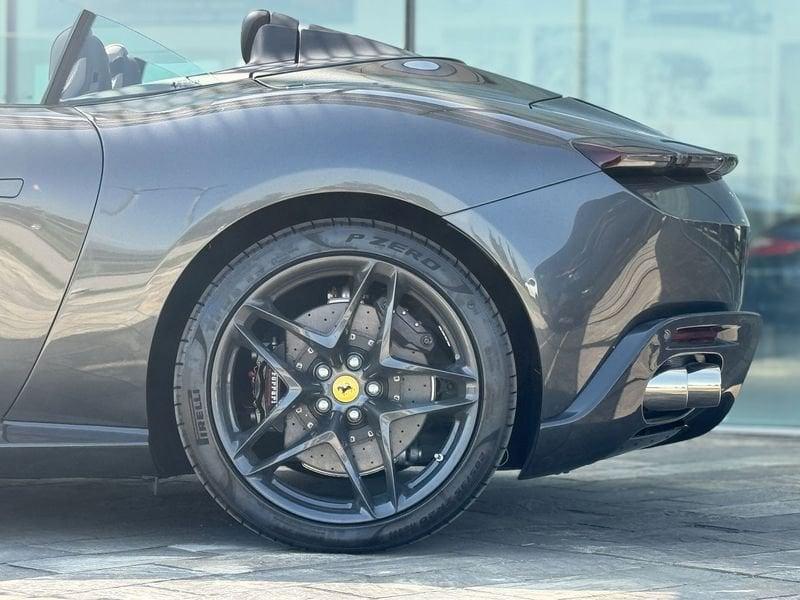 Ferrari Roma Spider 3.9 Spider DCT