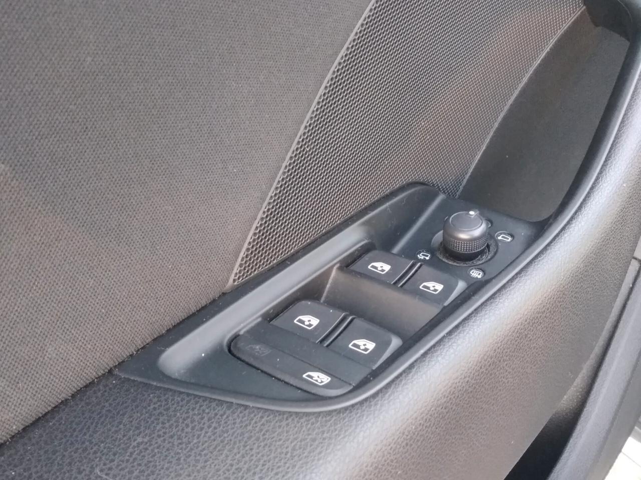 Audi A3 SPB 35 TDI S tronic Business