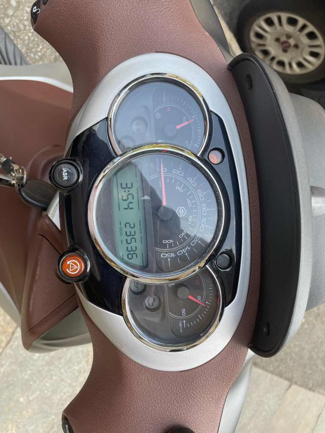 PIAGGIO Beverly 300 i.e. ABS-ASR