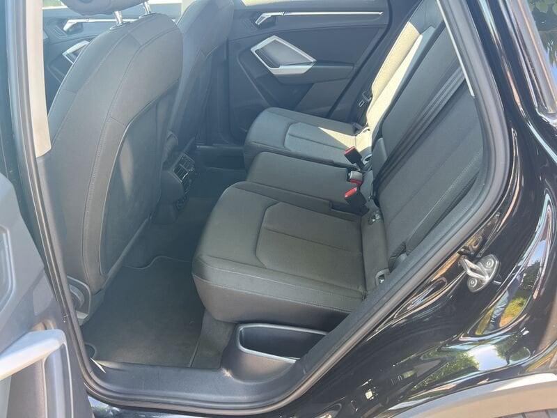 Audi Q3 35 TDI S tronic