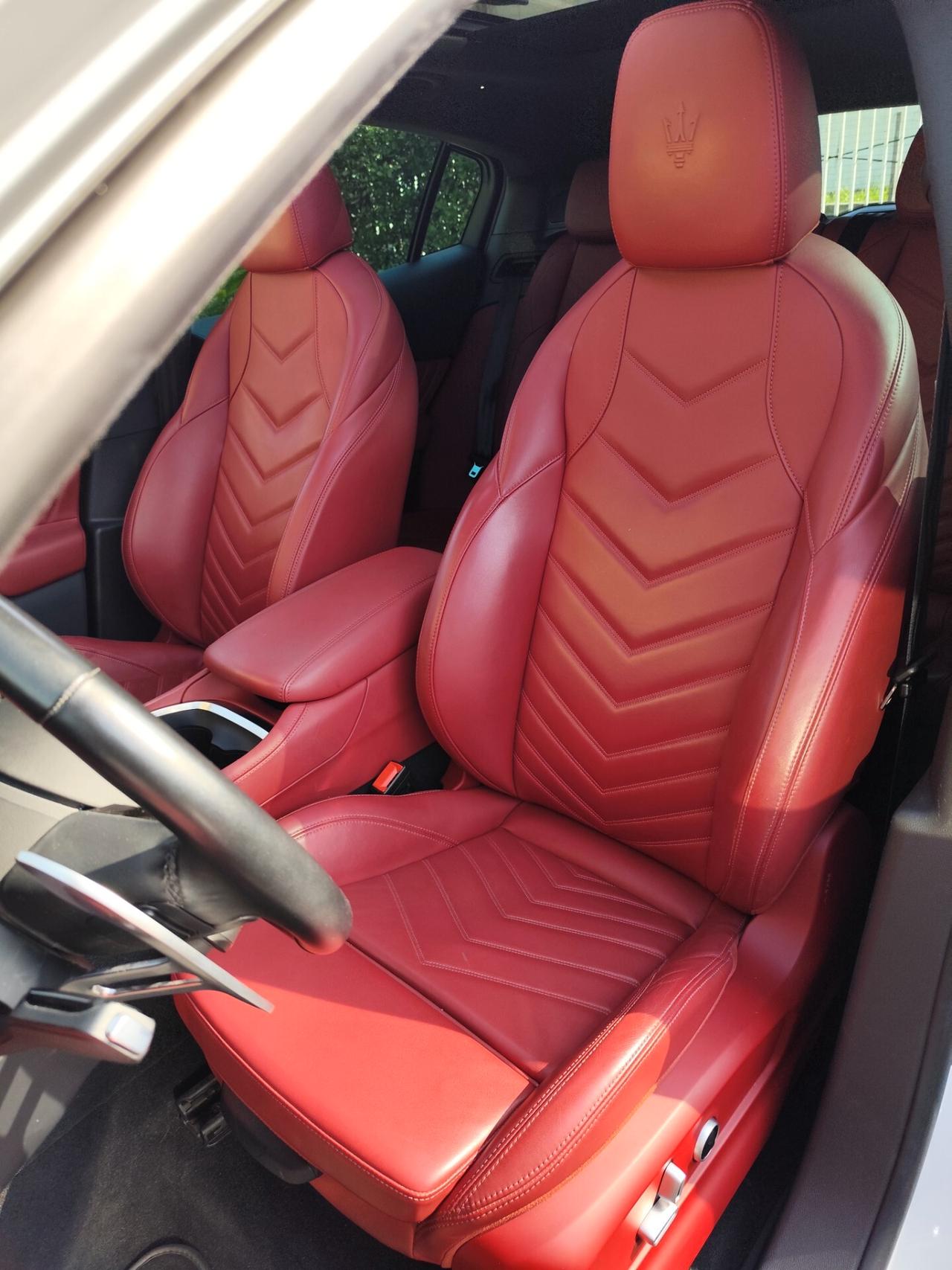 Maserati Grecale MHEV 330 CV AWD Modena