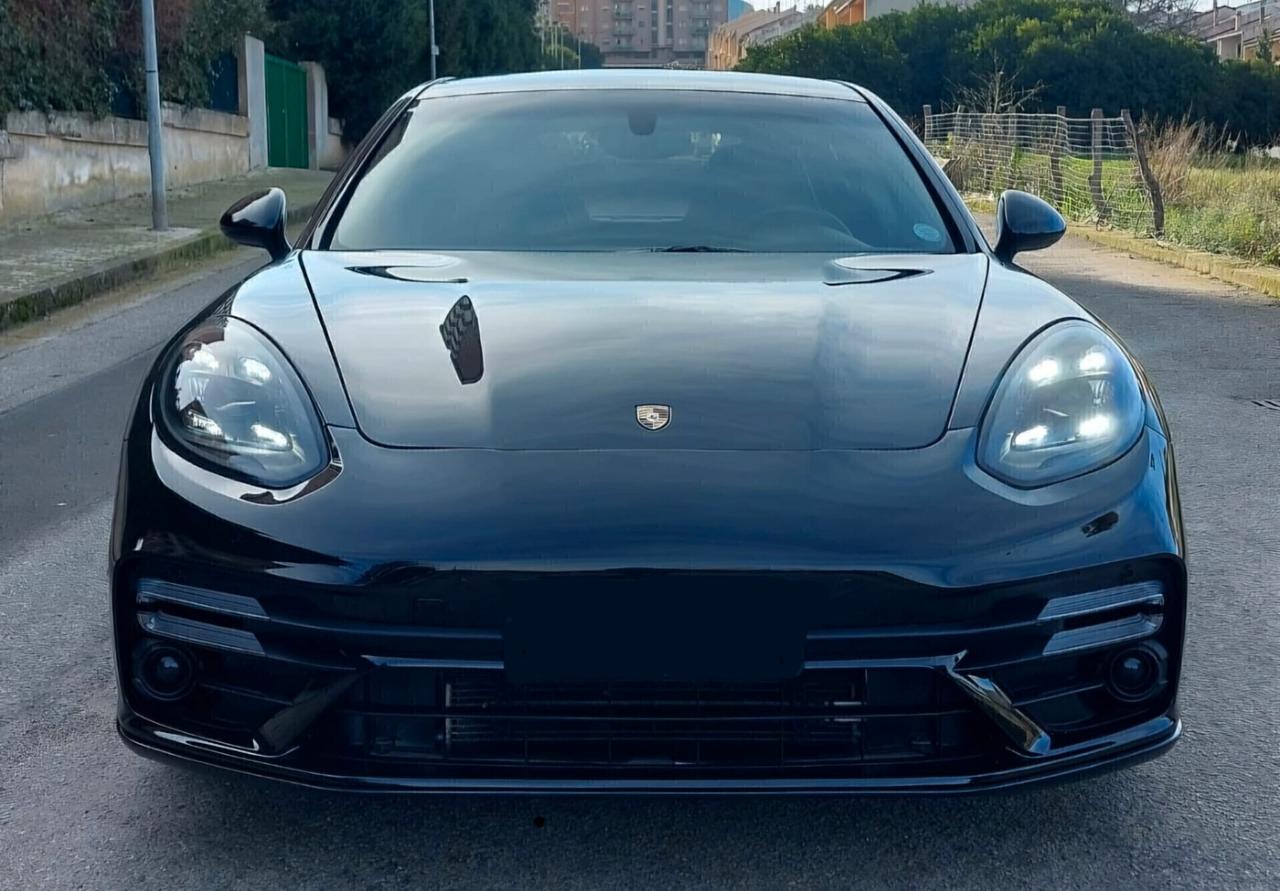Ferrari California - Maserati Ghibli - Porsche Panamera