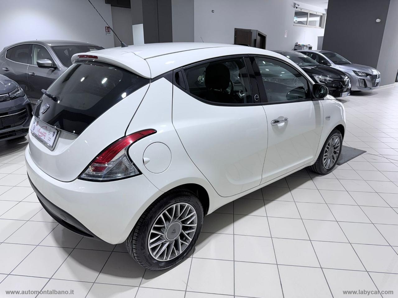 LANCIA Ypsilon 1.2 69 CV 5p. GPL Ecochic Gold