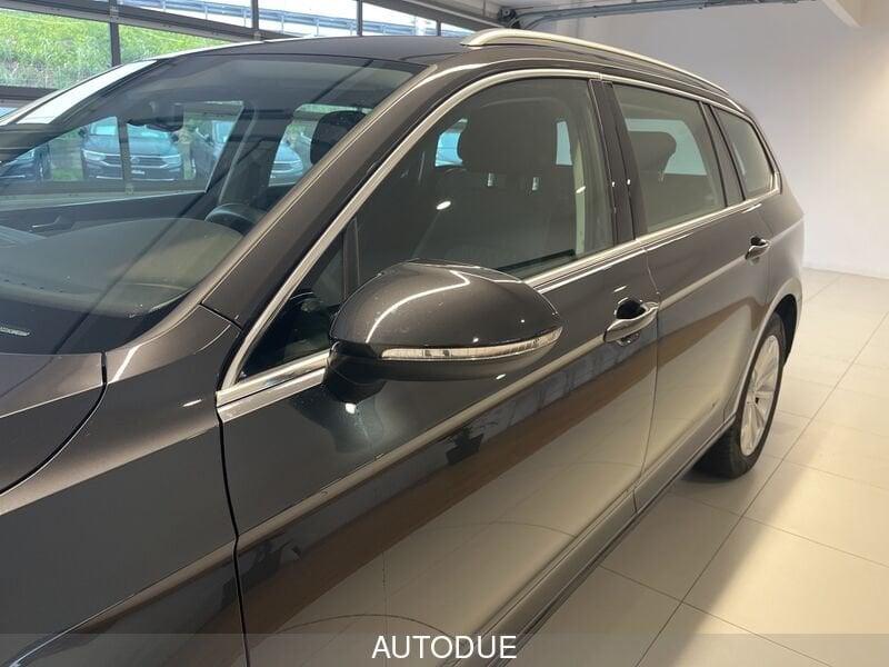 Volkswagen Passat VARIANT 2.0 TDI BUSINESS DSG 150CV