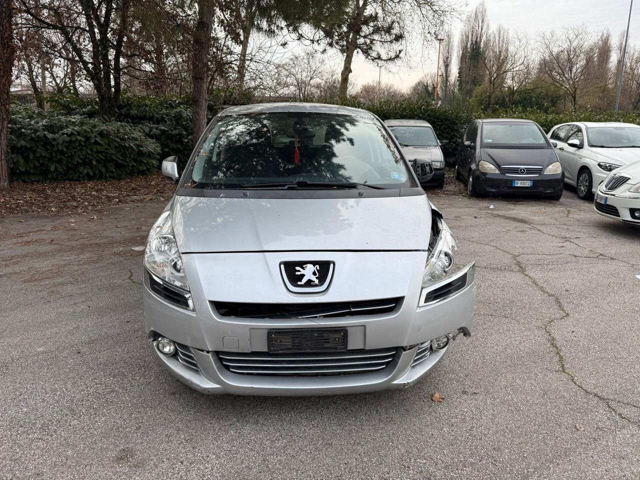 Peugeot 5008 1.6 HDi 112CV Féline