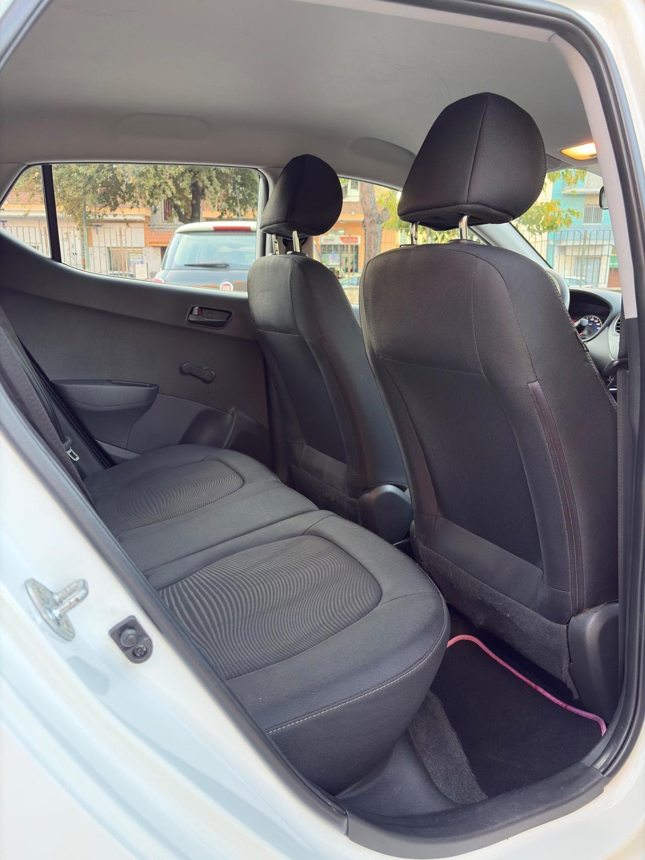 Hyundai i10 restyling 1.0 benz/GPL magnifica