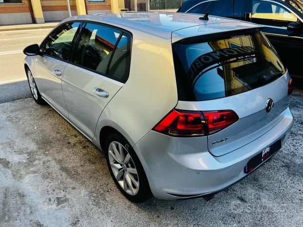 VOLKSWAGEN Golf 1.6 TDI 110 CV 5p. Highline Blue