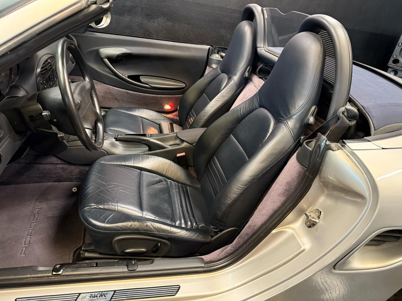 Porsche Boxster 2.5i 24V asi