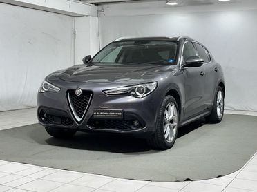 Alfa Romeo Stelvio 2.2 t Business Q4 210cv auto my19