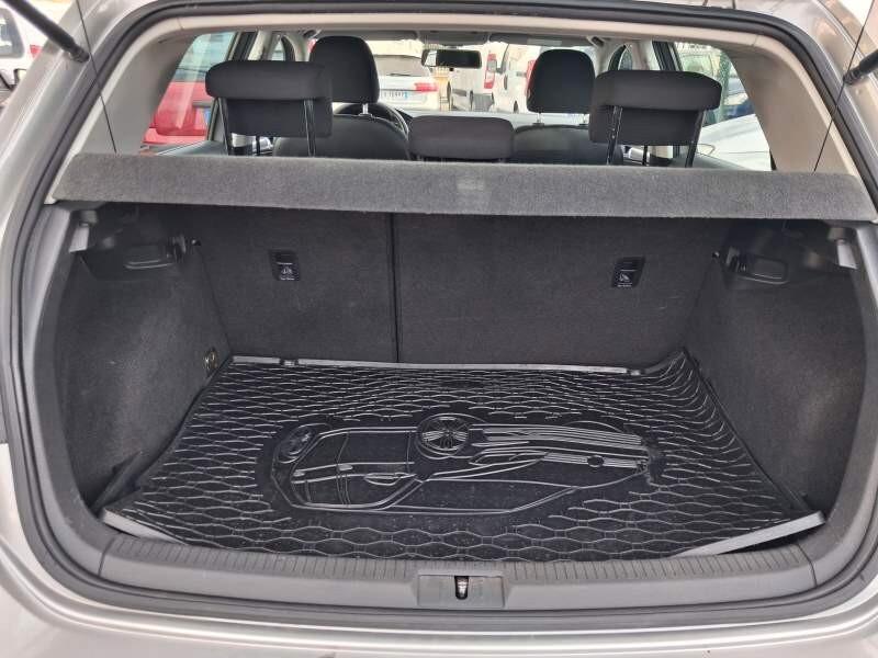 Volkswagen Golf Business 1.2 TSI 105 CV 5p.Comfortline BlueMotion Tech.