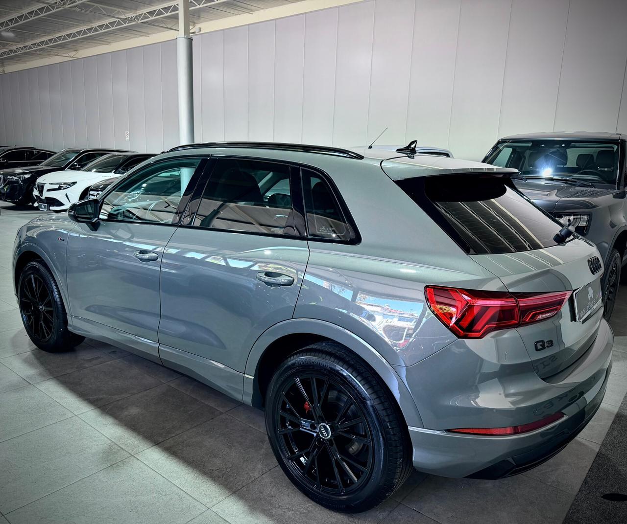 Audi Q3 2.0 TDI 190CV Quattro S-Line S-Tronic