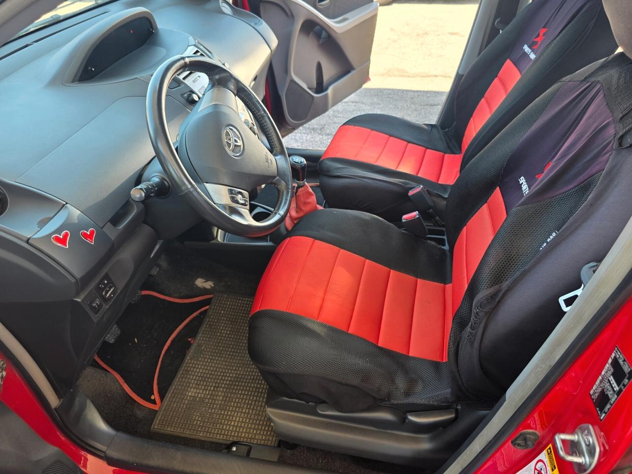 Toyota Yaris 1.0 5 porte con 250.000km Neopatentati ok