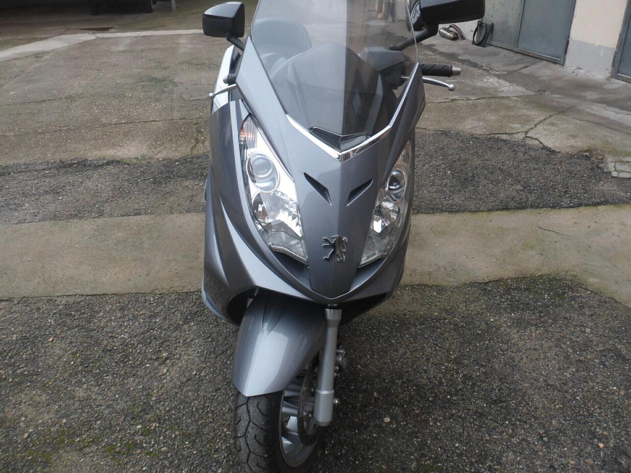 Peugeot Satelis 250 premium