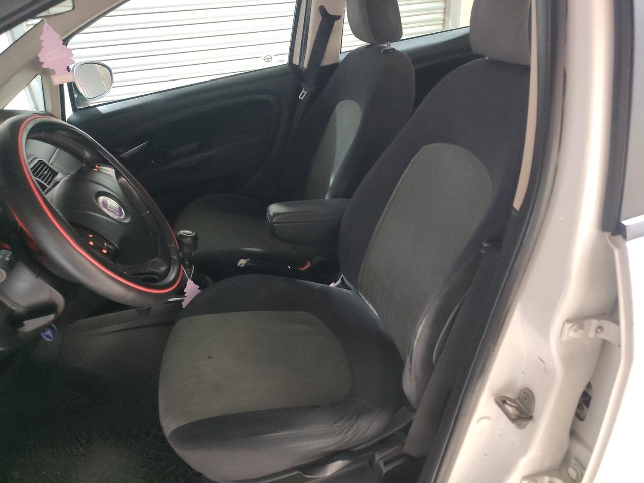 Fiat Grande Punto 1.3 MJT 90 CV 5 porte Emotion