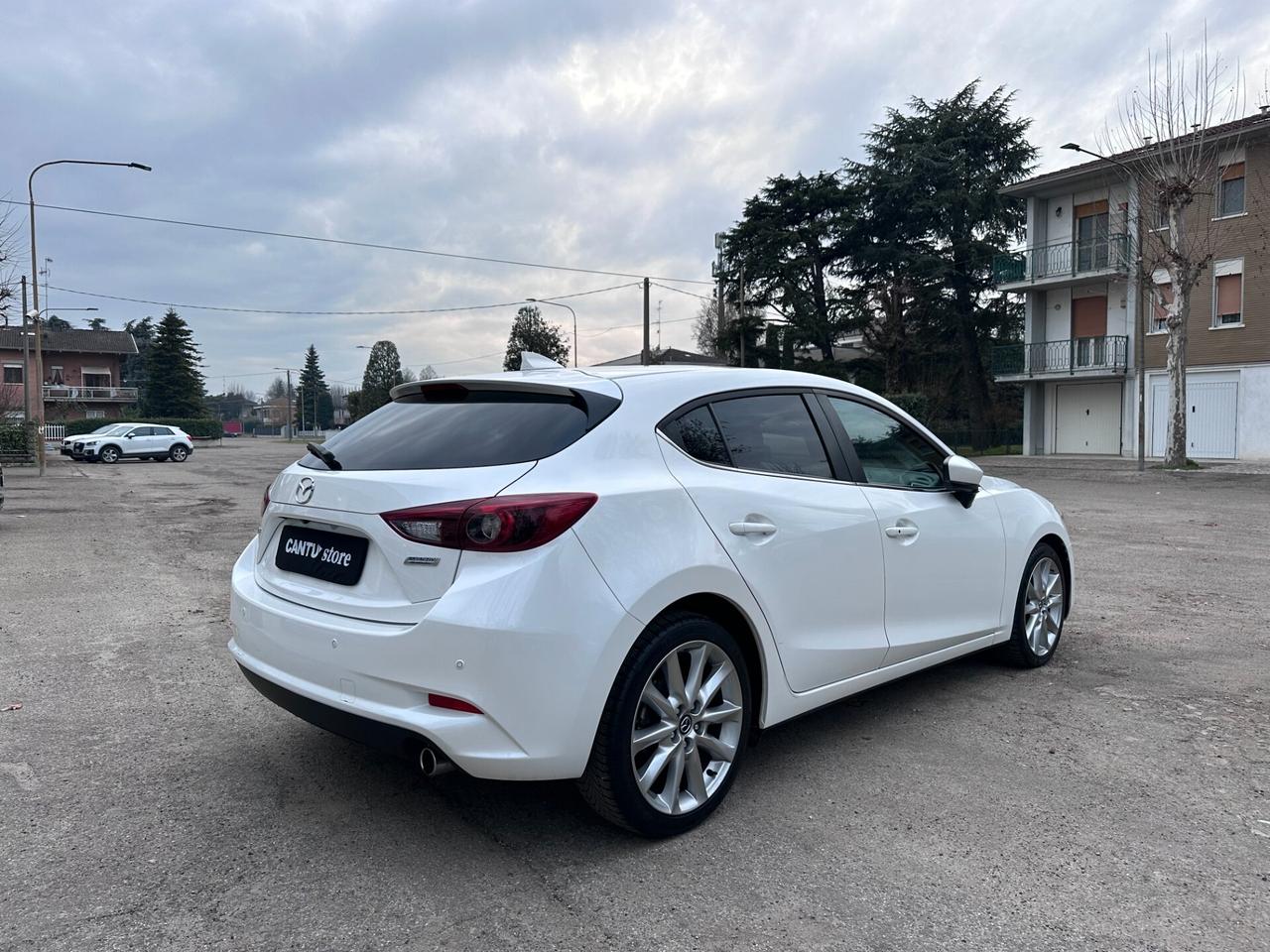 Mazda3 1.5 Skyactiv-D Exceed