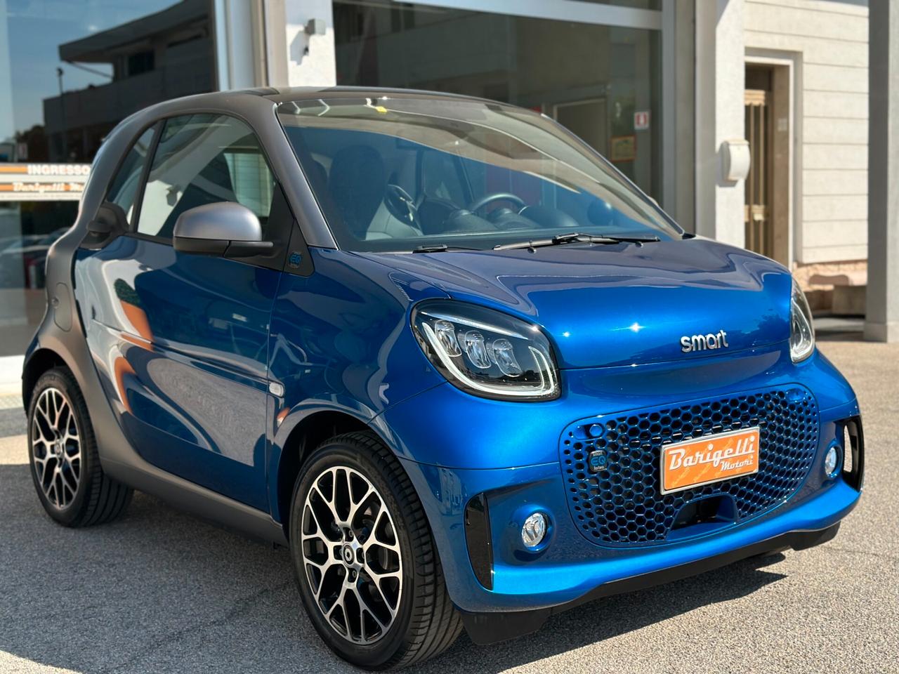 Smart ForTwo EQ Prime, Fari full led, Telecamera