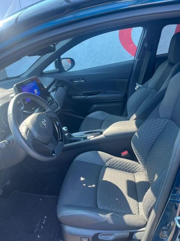 Toyota C-HR C-HR 2.0 Hybrid E-CVT Trend