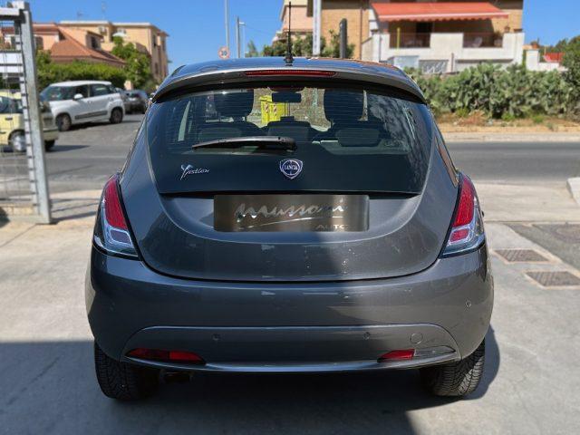 LANCIA Ypsilon 1.2 69 CV 5 porte Elefantino Blu