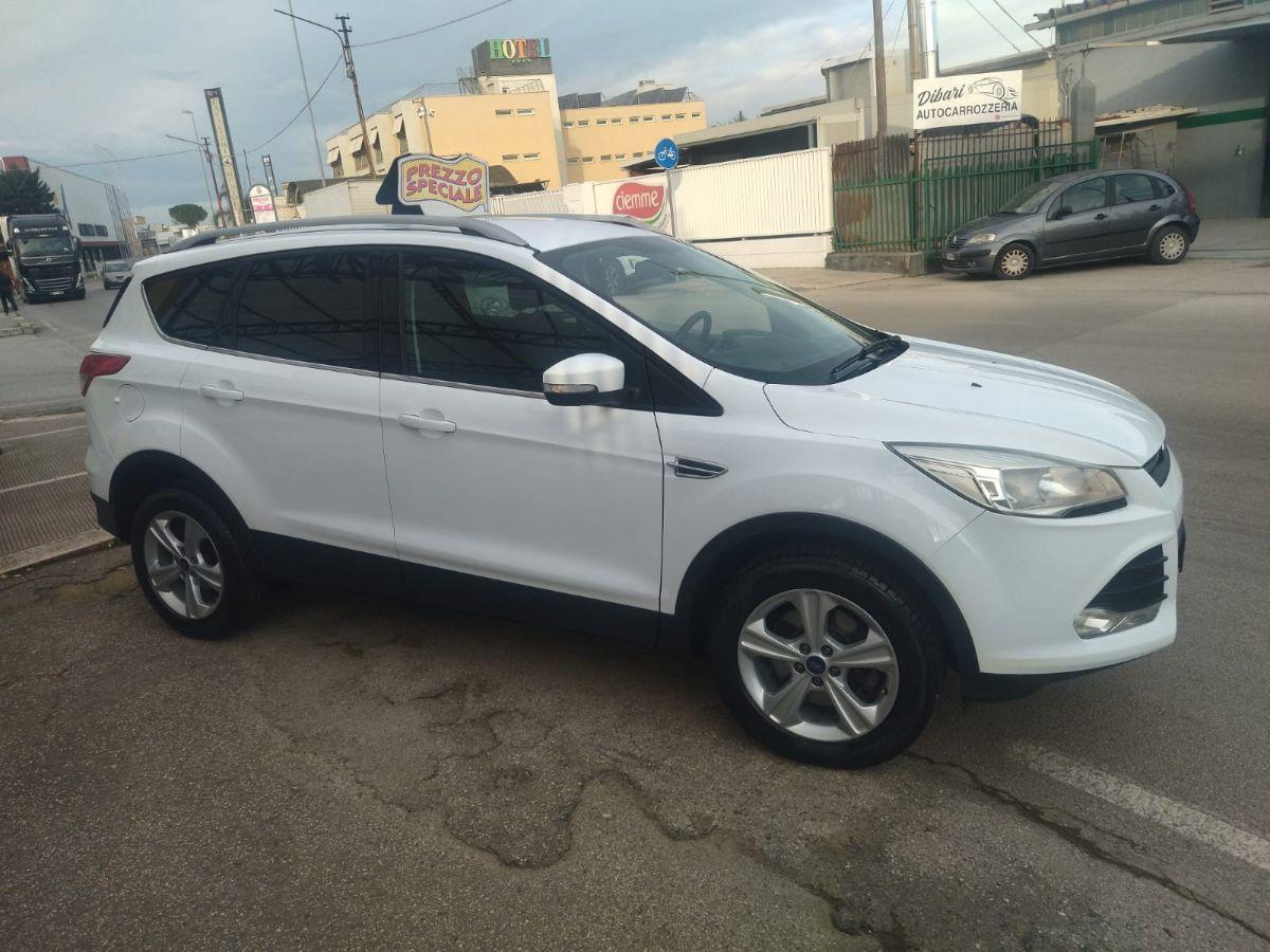 FORD Kuga 2.0 TDCI 140 CV 2WD Titanium - 2014