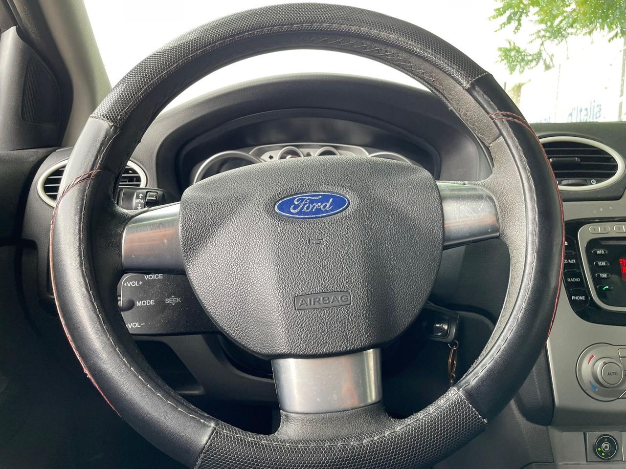 Ford Focus Restayling 1.6 120 CV GPL SW Titanium Full Perfett