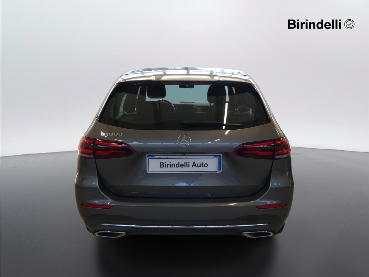 Mercedes-Benz Classe B (W247) - B 180 d Automatic Sport